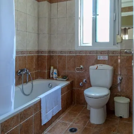La D' Oro Villa *