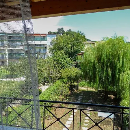 La D' Oro Villa *