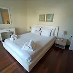 ヴィラ La D' Oro カノニ