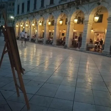 别墅 La D' Oro 卡诺尼